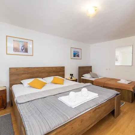 Apartman Fiore *